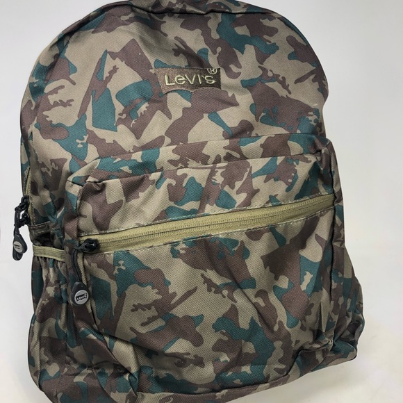 levi's camo backpack